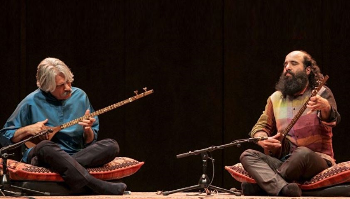 Kalhor and Tabassian in Dialogue, Dueling Setars